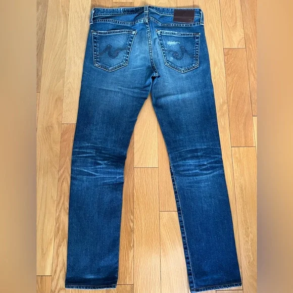SOLD - AG jeans “The Dylan” in size 30, mid-wash blue. - Picture 3 of 3